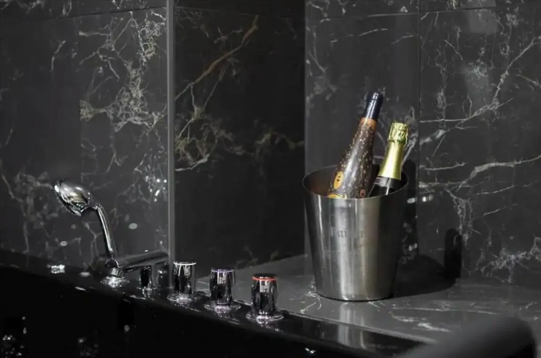 Magnifique Avec Sauna Et Jacuzzi Apartment *